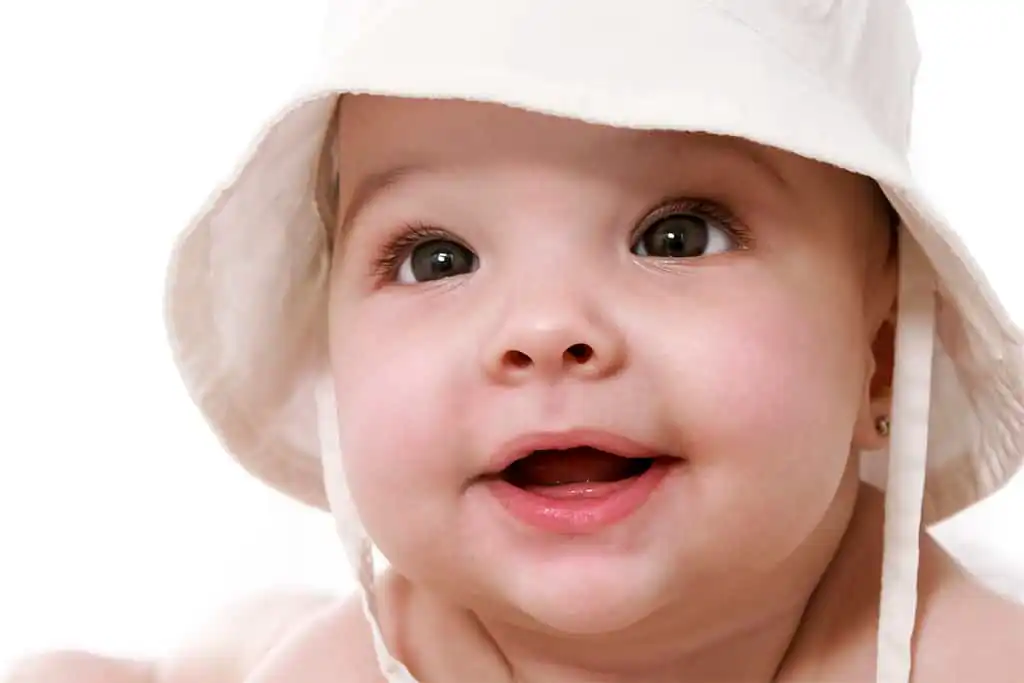 Bebé feliz en Sesión fotos para agencia publicidad